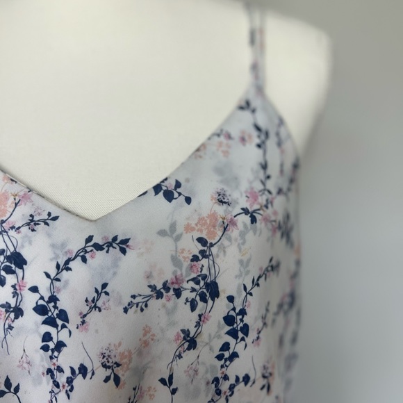 Floral Flowy Flared Chiffon White and Blue Camisole Blouse Tank Top 2-tiered - Picture 4 of 9